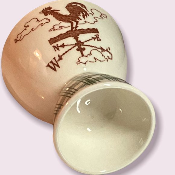 Vintage Vernon Kilns Rustic Farm Roosters Salt-Pepper Shakers-Fruit or Egg Cup - Picture 12 of 12